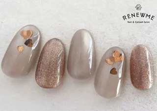 ネイル レニューム祖師ヶ谷大蔵店所属・RENEWME Senaのネイルデザイン