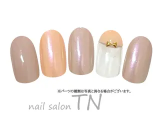 ネイル 矢川 まどかのネイルデザイン