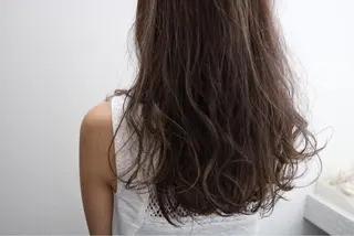 ロング soins de   MaLily所属・soins de MaLilyのヘアスタイル