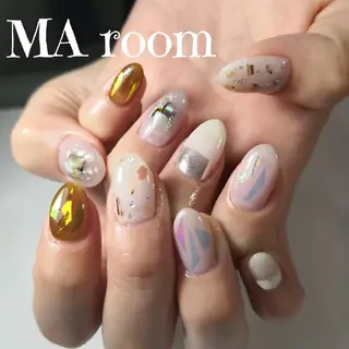 ネイル ＆MERCI所属・&MERCI nail maoのネイルデザイン
