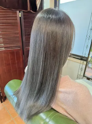ロング カラー 石井 佑樹のヘアスタイル