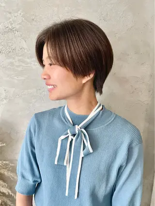 ショート カラー 岡田 恭明のヘアスタイル