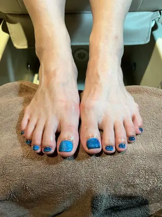 ネイル 🪷福本 亜実　/大阪心斎橋のネイルデザイン