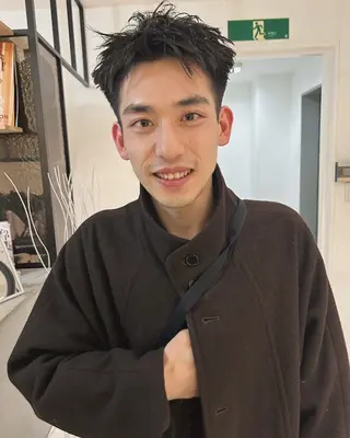 ショート メンズ Loom.所属・村上雅人 ナチュラルモードのヘアスタイル