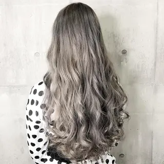 セミロング to youハイライトのヘアスタイル