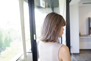 ミディアム etore 矢場町 南沙希のヘアスタイル