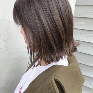 ミディアム カラー botan所属・botan KOZUEのヘアスタイル