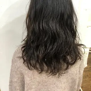 ロング パーマ ブリーチなしで透け感 暖色カラーボブaoiのヘアスタイル