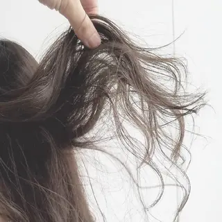 ミディアム カラー ネイル ヘアアレンジ パーマ iplus✴ まつげ、眉毛、耳つぼのマツエク・マツパデザイン