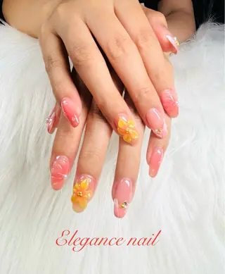 ネイル Elegance Nail所属・Elegance Nail本厚木店舗のネイルデザイン