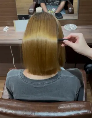 ミディアム YUZA grow hair 【ユーザ グロウ ヘア】所属・縮毛矯正/似合わせ カット/伊藤はるかのヘアスタイル