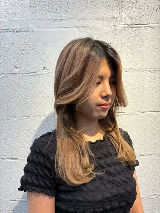 ミディアム ヘアアレンジ MERRY チネンヨシトのヘアスタイル