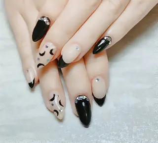 ネイル 完全予約制個室サロン Abundancesのネイルデザイン