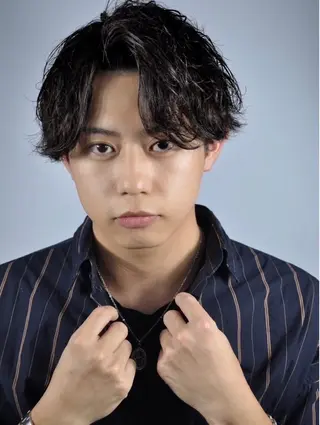 ショート パーマ 澤田 亮之介のヘアスタイル