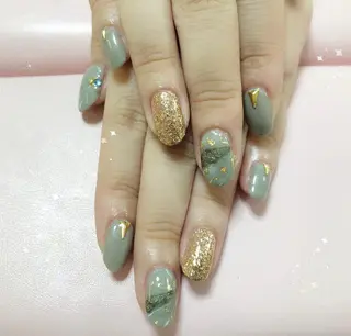 ネイル ネイルサロンエクラ 🫧Shizukaのネイルデザイン