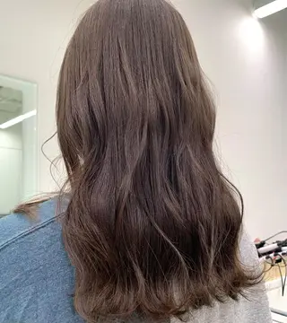 セミロング カラー ao.eyelash SHIORIの眉毛・アイブロウイメージ