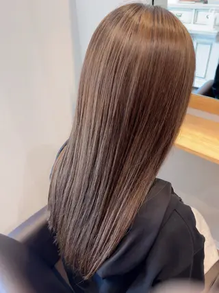 セミロング NIENTE2nd所属・大良 彩水のヘアスタイル