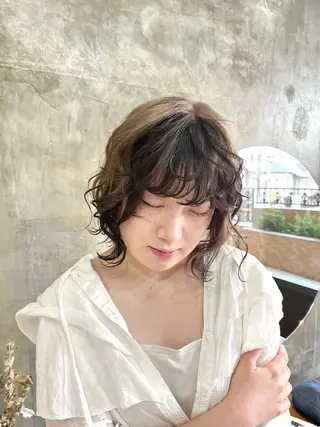 ミディアム カラー Noele hair atelier(ノエルヘアアトリエ)所属・北上ゆい/個性派/ ナチュラルアレンジのヘアスタイル