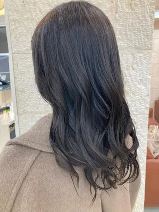 セミロング 【shanti】 伊藤奈生のヘアスタイル