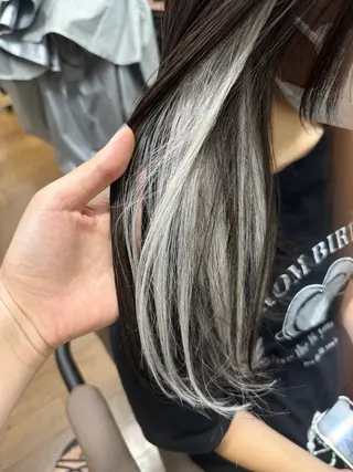 ロング TELA  HAIR幕張本郷店所属・TELA幕張本郷店 Namikaのヘアスタイル