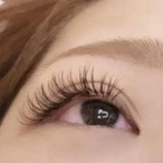 マツエク・マツパ ROW beaute所属・ROW beaute Sakiの眉毛・アイブロウイメージ