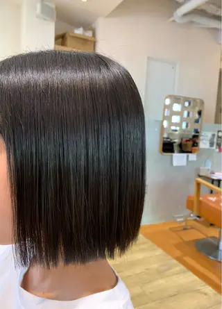 ショート 秋野 遥のヘアスタイル