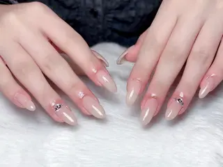 ネイル ネイルサロン Easenのネイルデザイン