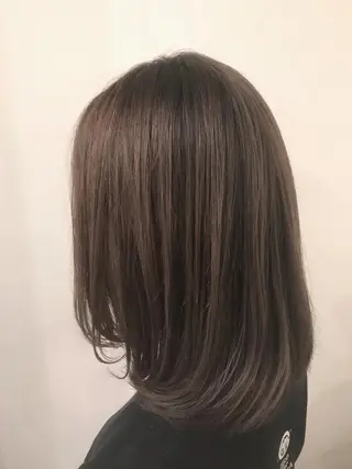 ミディアム 久保 敏之のヘアスタイル