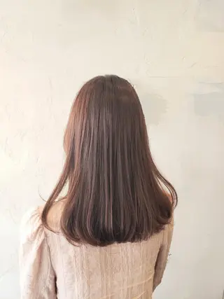 セミロング 薄葉 美菜子のヘアスタイル