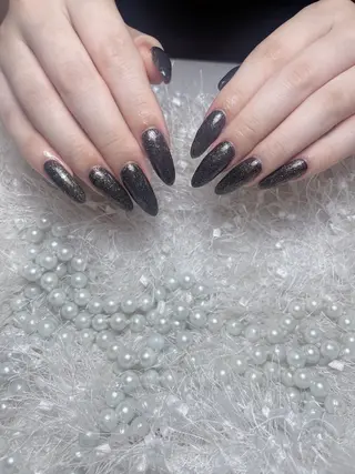 ネイル Rainrain💧 パーツ豊富、やり放題のネイルデザイン