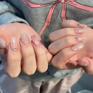 ネイル Rosa x rosa所属・Rosaxrosa AKANEのネイルデザイン