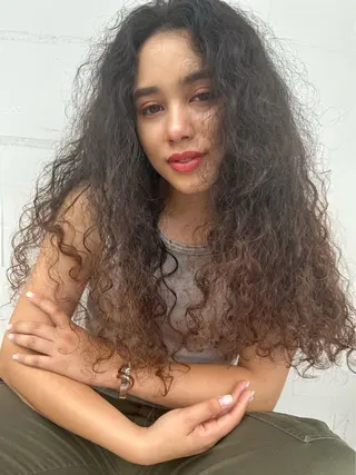 ロング カラー パーマ buy your own flowers:kava所属・yoda karenのヘアスタイル