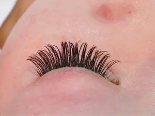 マツエク・マツパ QUEEN BEE所属・QUEEN BEEのマツエク・マツパデザイン