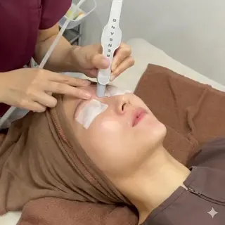 【小顔・毛穴ケア】 セラピスト　和田紋子のエステ・リラクイメージ