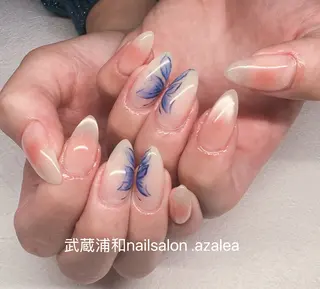 ネイル R inのネイルデザイン