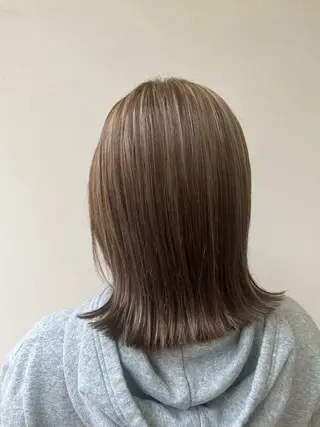 セミロング 韓国風透明感カラー 💎YUI💎のヘアスタイル
