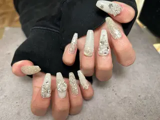 ネイル Yakko pas á pasのネイルデザイン