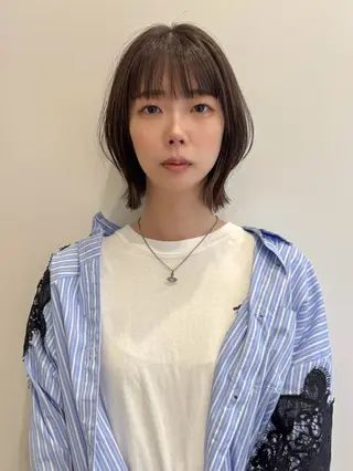ショート 韓国ボブ/顔周り/べ ージュ/織田百華🎀のヘアスタイル