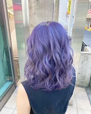 カラー デザインカラー MIKU🦋のヘアスタイル