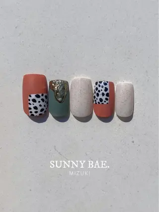 ネイル SUNNY BAE. 🌼MIZUKIのネイルデザイン