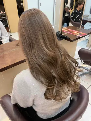 ロング 垢抜け透明感カラー 🌻篠崎梓🌻のヘアスタイル