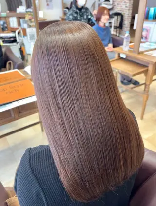 セミロング トップスタイル所属・小島華未/ ヘアカラー/髪質改善のヘアスタイル