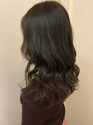 ロング カラー unico.所属・韓国ヘア/暖色カラー 新美多英のヘアスタイル