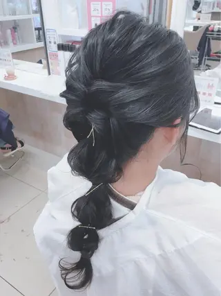 ロング カラー ヘアアレンジ クリスタルマジック hair &　eyeのヘアスタイル