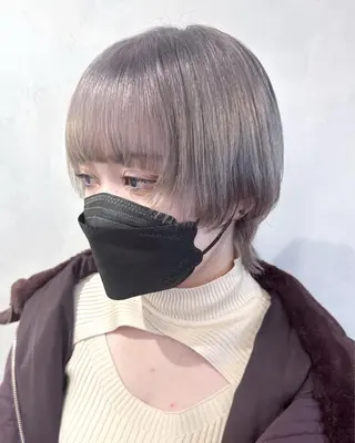 ショート カラー デザインカラー/パー マ🦖外岡咲希🦖のヘアスタイル