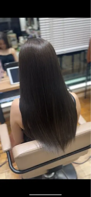 ロング 新宿／透明感カラー/ 髪質改善/早野大空のヘアスタイル