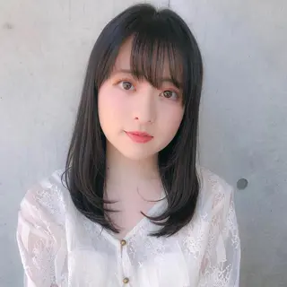 セミロング カラー 🩵ハイトーン 美咲🩵のヘアスタイル