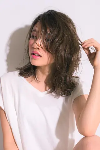 ミディアム カラー RecheRche 池袋のヘアスタイル