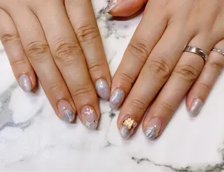 ロング カラー ネイル Q Free nailsのネイルデザイン