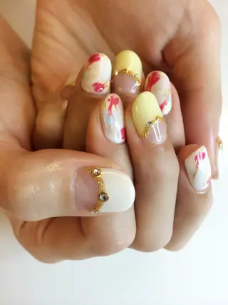 ネイル Sunny side nailのネイルデザイン